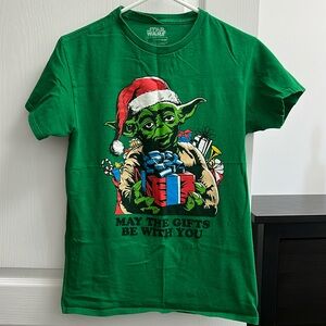 Star Wars Yoda Christmas T-Shirt